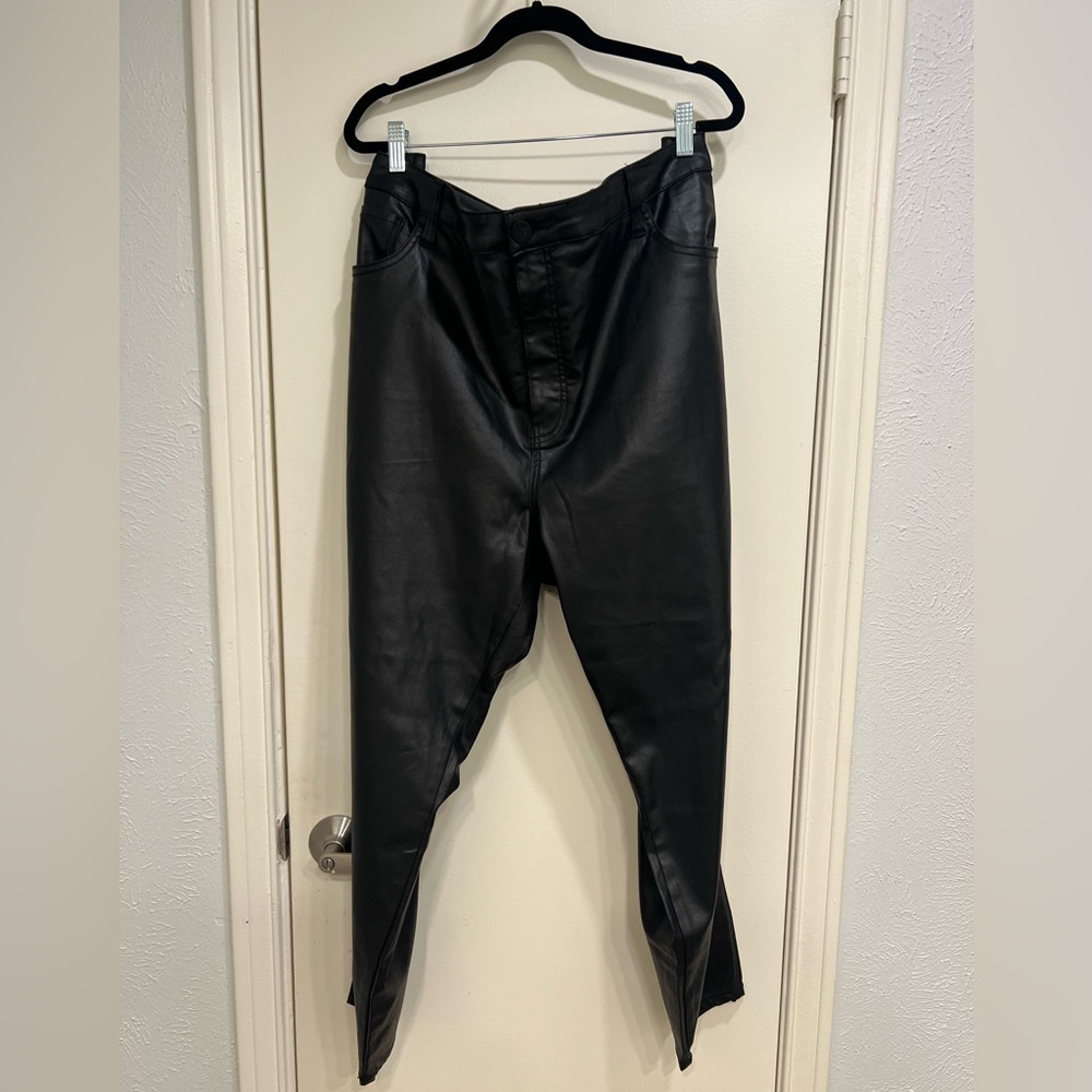 NWOT Kut From The Kloth Coated Leather Black Jeans - Picture 2 of 6